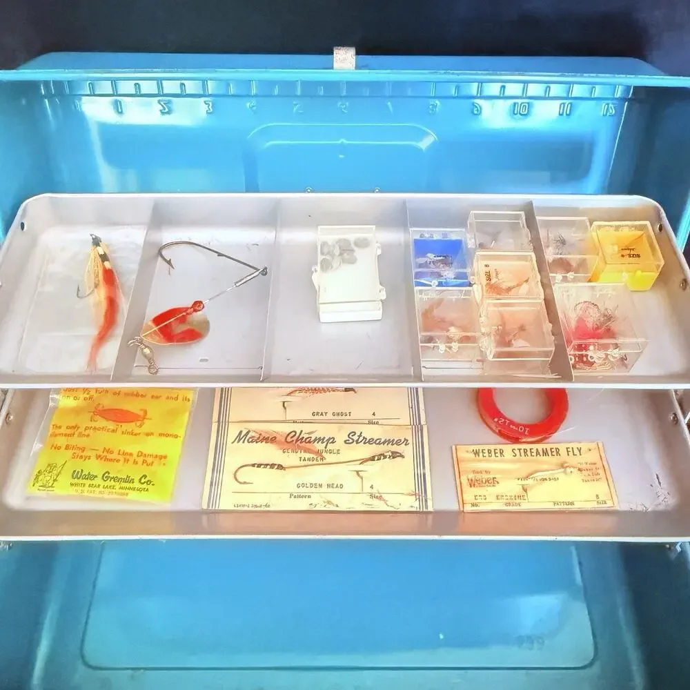 Vintage Loc-Wel 1356 Blue Metal Tackle Box Liberty Steel Fishing Lures USA 13”